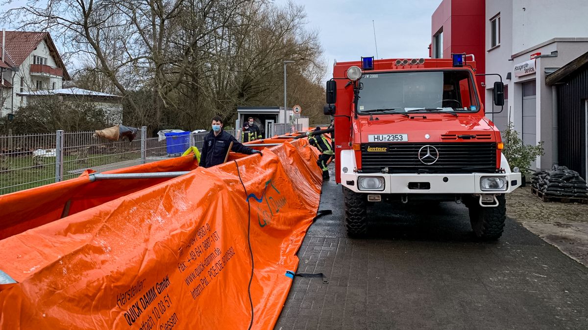 Aufräumen nach dem Hochwasser