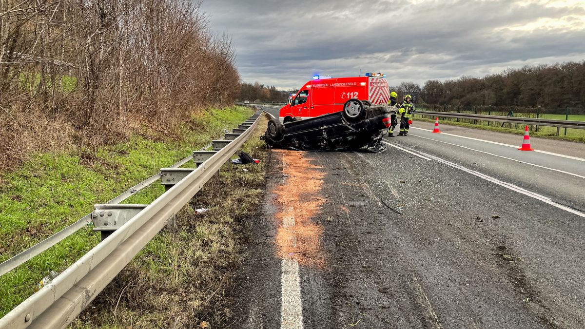 Verkehrsunfall, eingeklemmte Person