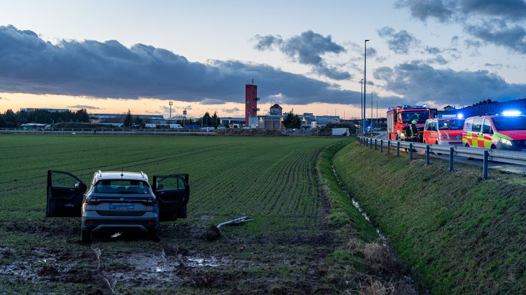 Verkehrsunfall, eingeklemmte Person