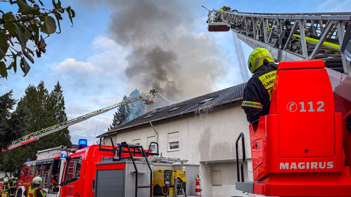 Dachstuhlbrand, Menschenleben in Gefahr
