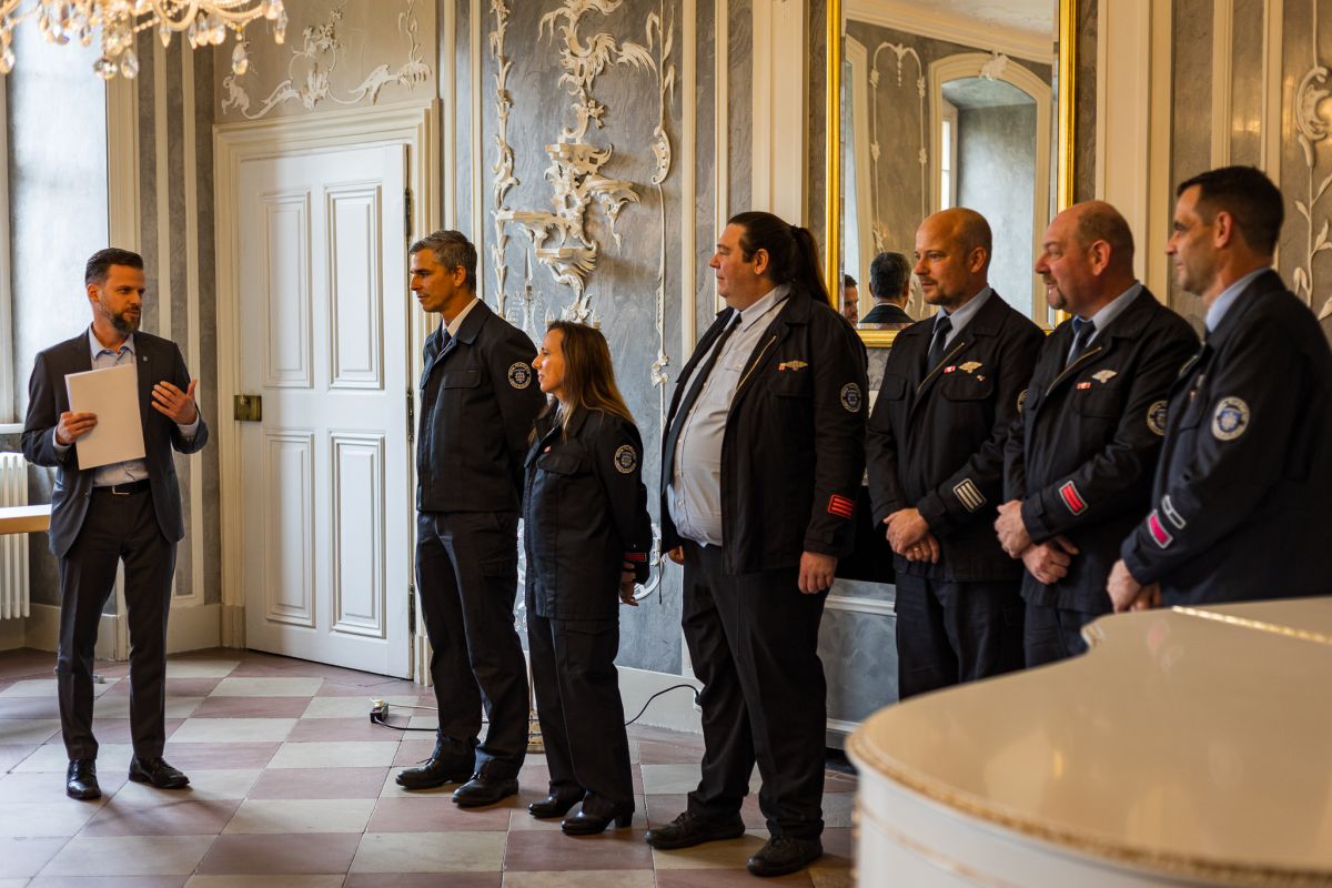 2025-11-02 Ehrentag Feuerwehr klein-21