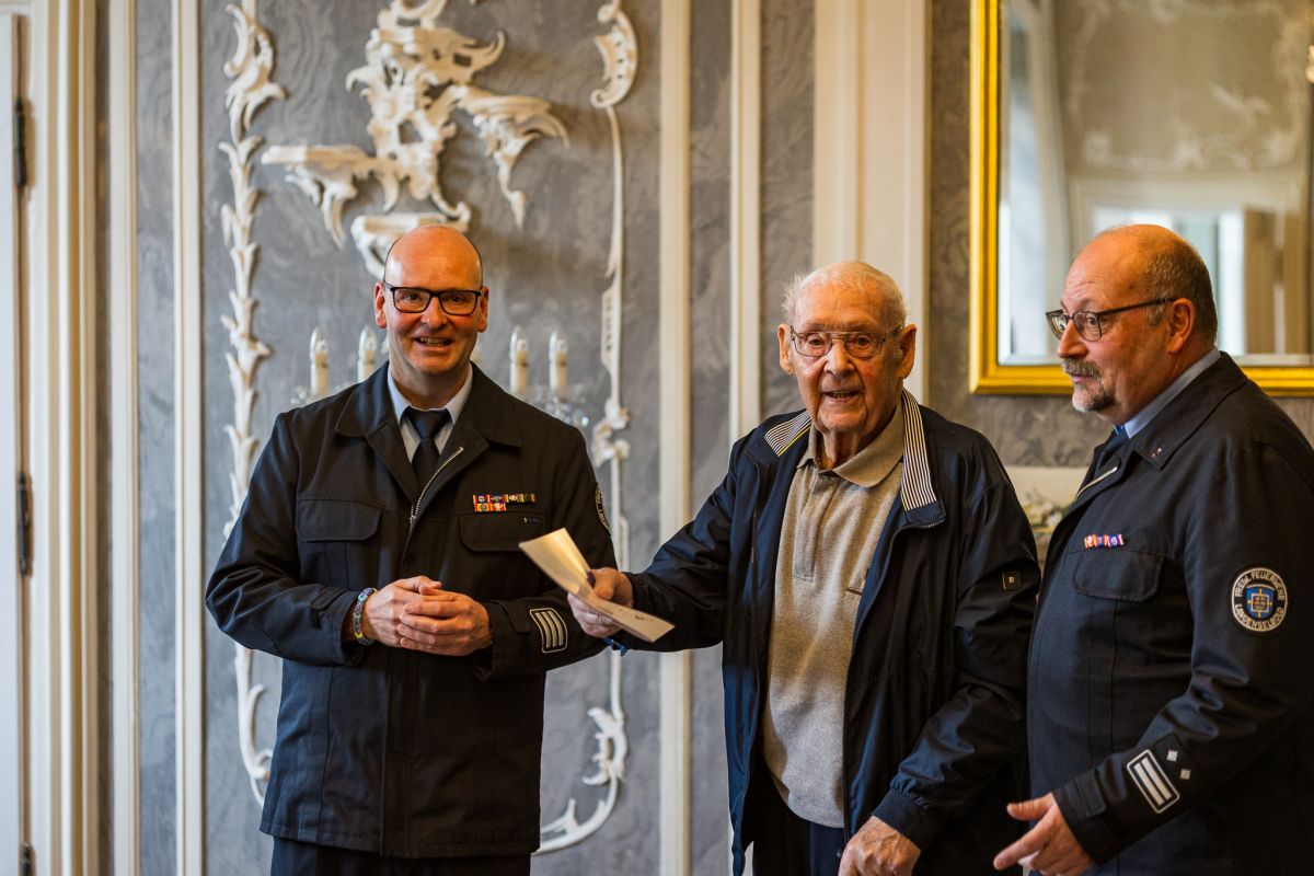 2025-11-02 Ehrentag Feuerwehr klein-32