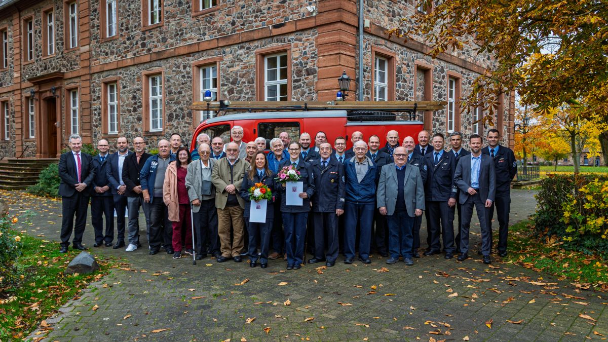 2025-11-02_Header Ehrentag Feuerwehr