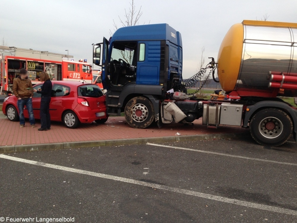 Kraftstoffauslauf nach Verkehrsunfall